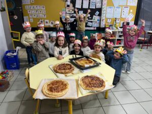 👑🥧 Les MS et CP fêtent les rois ! 🎉✨